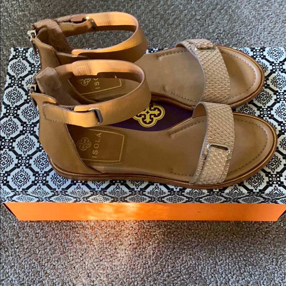 Isola Savina Leather Sandal